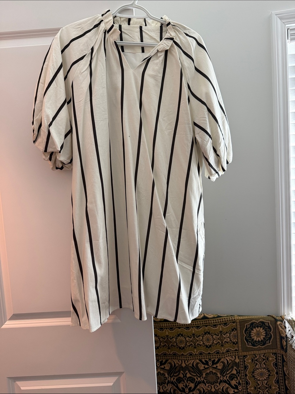 Striped Puff-Sleeve Tunic Dress in Ivory and Black